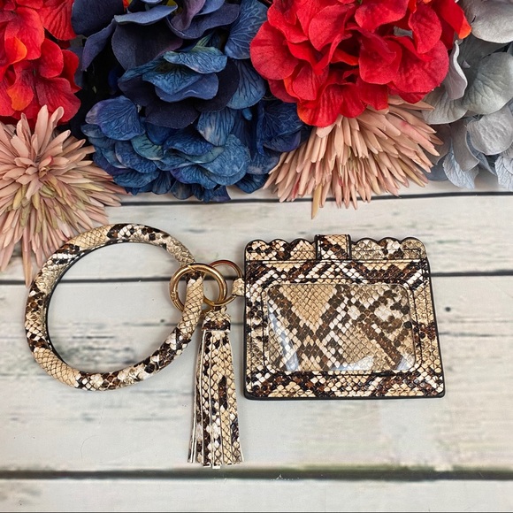 Bags Keyring Bracelet With Wallet Credit Card Holder Poshmark